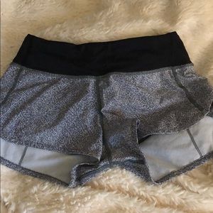 Heathered-pattern lululemon speedup short 2.5”